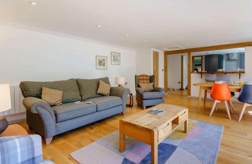 Framfield House | 2 Bed in Framfield 80504