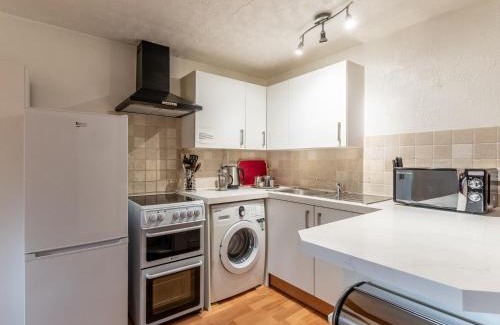Little Hayfield House | 2 Bed in Hayfield PK551