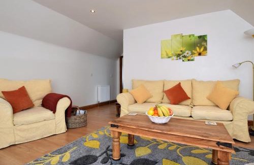 Stuppington House | 2 bed in Petham 55811
