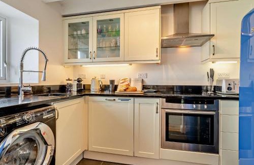 Polruan House | 2 Bed in Polruan PC074