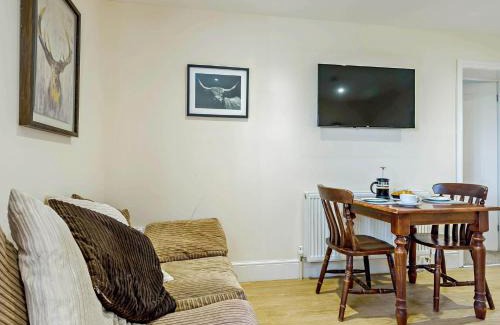 Skendleby House | 2 Bed in Skendleby 91141