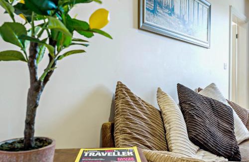 Skendleby House | 2 Bed in Skendleby 91141