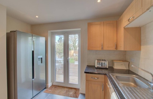 Swanage House | 2 Bed in Swanage (oc-wy421)