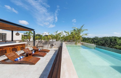 Tulum Apartment | 2-Bed Panoramic Penthouse Private Rooftop Pool Jungle Views
