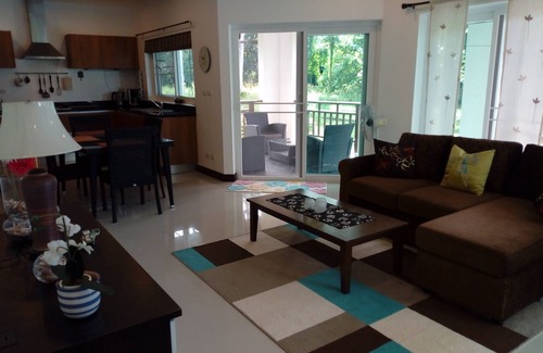 Thai Mueang Villa | 2-bed room for 4 people