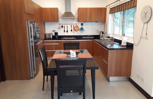 Thai Mueang Villa | 2-bed room for 4 people