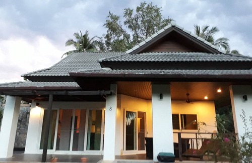 Thai Mueang Villa | 2-bed room for 4 people