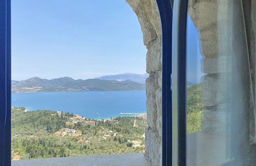 Spanokhorion Villa | 2 bedr/3 bath stone Villa/private pool/breathtaking sea views/6mins from beach!