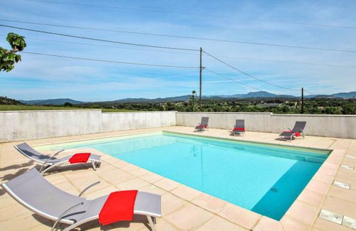 Laurac-en-Vivarais House | 2 bedroom accommodation in Laurac en Vivarais