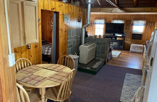 Harrison Cabin | 2 Bedroom, 1 bath Cabin near Budd Lake