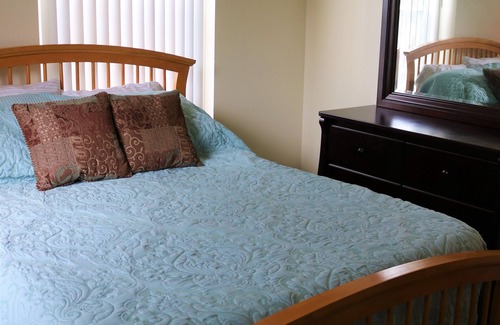 Kokomo Apartment | 2 bedroom 1 bathroom Second Floor Apartment