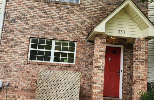 Tallahassee House | 2 Bedroom 2.5 Bath Near Tallahassee Memorial and Downtown