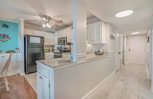 Myrtle Beach Condo | 2-bedroom 2 bath condo in Myrtle Beach with Amazing porch views