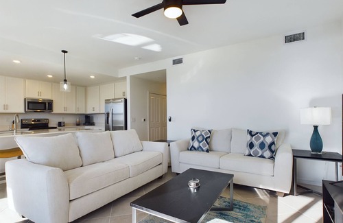 Immokalee Condo | 2-bedroom, 2-bath LUX condo with Golf, Spa, Pool, Hot tub + more