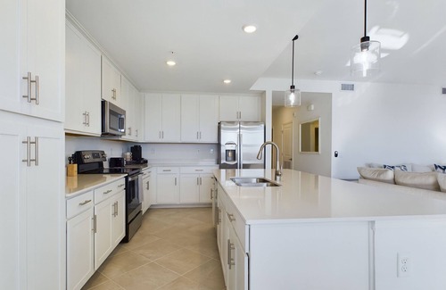 Immokalee Condo | 2-bedroom, 2-bath LUX condo with Golf, Spa, Pool, Hot tub + more