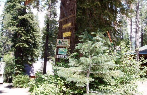 Truckee House | 2 bedroom, 2 bath, sleeps 6. Donner Lakefront with private dock DLR#033
