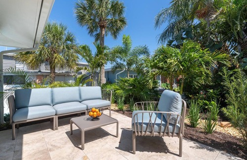 Nokomis Villa | 2 Bedroom/2 Bath Villa (Ground Level) - Unit 7