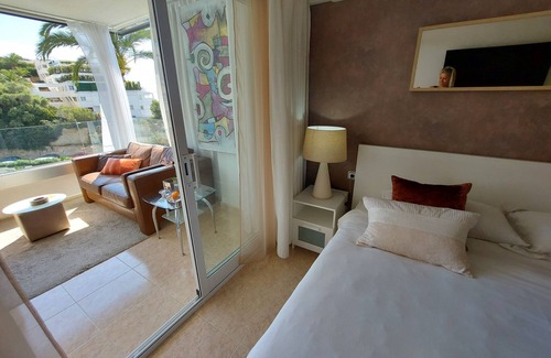 Portals Nous Apartment | 2 bedroom 2 bathroom apt in Puerto Portals Sea view big pool next to the beach