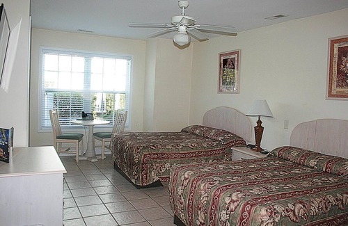 Calabash Villa | 2 Bedroom, 2 bathroom, Golf Course View, nearby beaches and Calabash style Seafood(2703)
