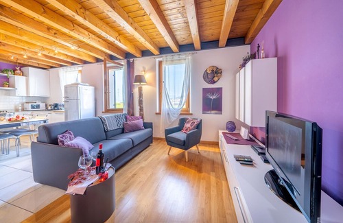 Cavaion Veronese Apartment | 2 bedroom accommodation in Cavaion Veronese VR