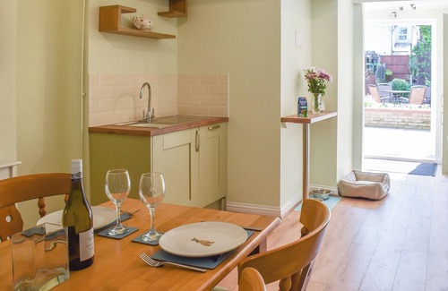 Gorleston-on-Sea Cottage | 2 bedroom accommodation in Gorleston-on-Sea