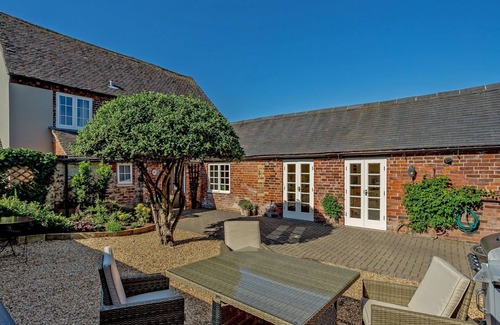 Wychnor Cottage | 2 bedroom accommodation in Wychnor, near Burton upon Trent