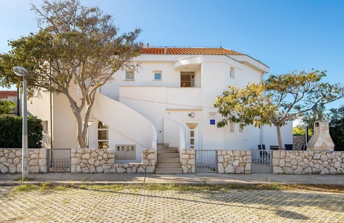 Kolanjski Gajac Apartment | 2 bedroom accommodation in Kolanjski Gajac