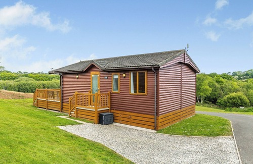 Hewas Water Ski Chalet | 2 bedroom accommodation in Nr St Austell