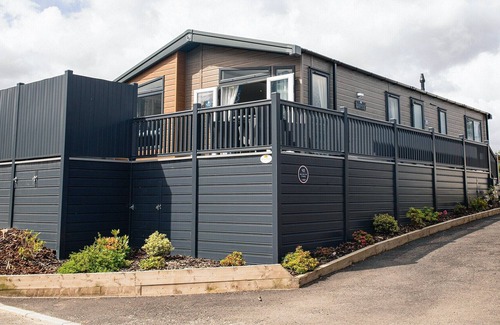 Banavie Cabin | 2 bedroom accommodation in Camaghael, Fort William