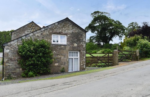 Callington Cottage | 2 bedroom accommodation in Trehingsta, near Callington