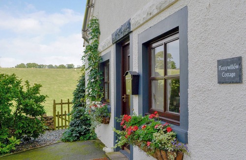 Rowrah Cottage | 2 bedroom accommodation in Rowrah, near Cockermouth