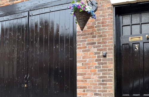 Ashbourne Cottage | 2 bedroom accommodation in Ashbourne