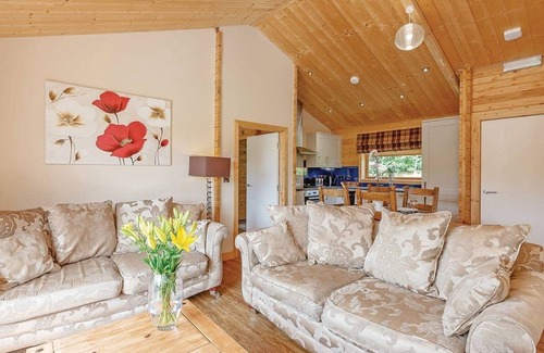 Welsh Frankton Ski Chalet | 2 bedroom accommodation in Ellesmere