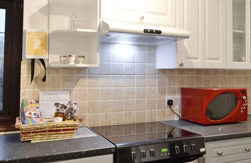 Felinfach Cottage | 2 bedroom accommodation in Cilau Aeron, near Aberaeron