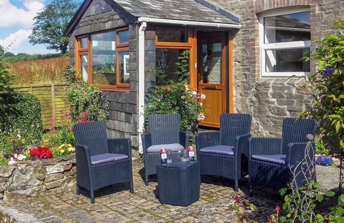 Rezare Cottage | 2 bedroom accommodation in Carthamartha, near Launceston