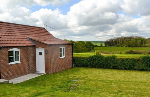 Skendleby Cottage | 2 bedroom accommodation in Skendleby, near Spilsby