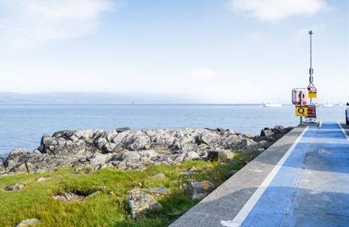 Gigha Cottage | 2 bedroom accommodation in Achamore