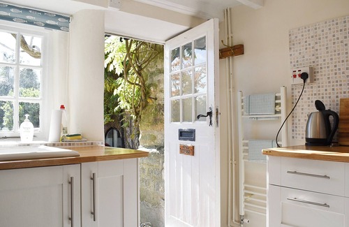 Youlgreave Cottage | 2 bedroom accommodation in Yougrave, near Bakewell