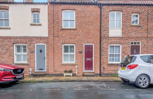 Beverley Cottage | 2 bedroom accommodation in Beverley
