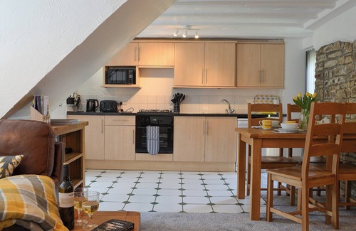 Woolfardisworthy Cottage | 2 bedroom accommodation in Woolfardisworthy, near Bideford