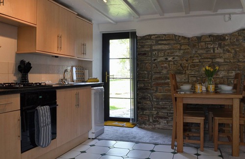 Woolfardisworthy Cottage | 2 bedroom accommodation in Woolfardisworthy, near Bideford
