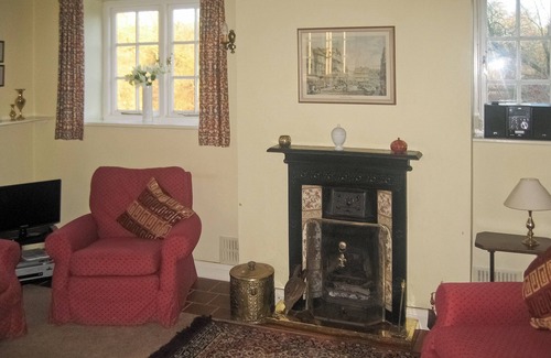 Clows Top Cottage | 2 bedroom accommodation in Eardiston, near Tenbury Wells