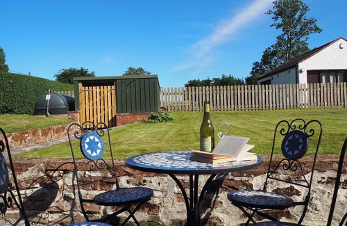 Dumfries Cottage | 2 bedroom accommodation in Islesteps, near Dumfries