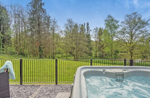 Pentrefelin Cottage | 2 bedroom accommodation in Llandeilo
