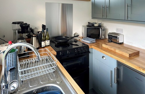 Llanybri Cottage | 2 bedroom accommodation in Llangain, near Carmarthen