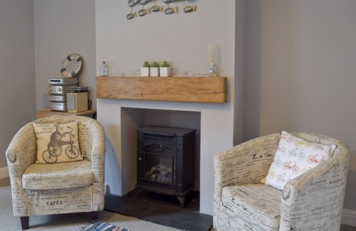 Lowestoft Cottage | 2 bedroom accommodation in Pakefield, near Lowestoft