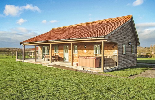 Palgrave Ski Chalet | 2 bedroom accommodation in Palgrave, Diss