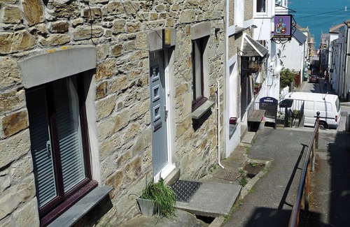Mylor Churchtown Cottage | 2 bedroom accommodation in Falmouth