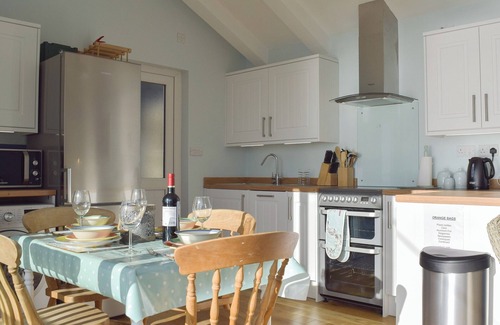 Amroth Cottage | 2 bedroom accommodation in Amroth, near Saundersfoot