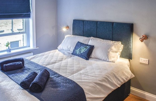 Saltaire Village Cottage | 2 bedroom accommodation in Saltaire, near Haworth